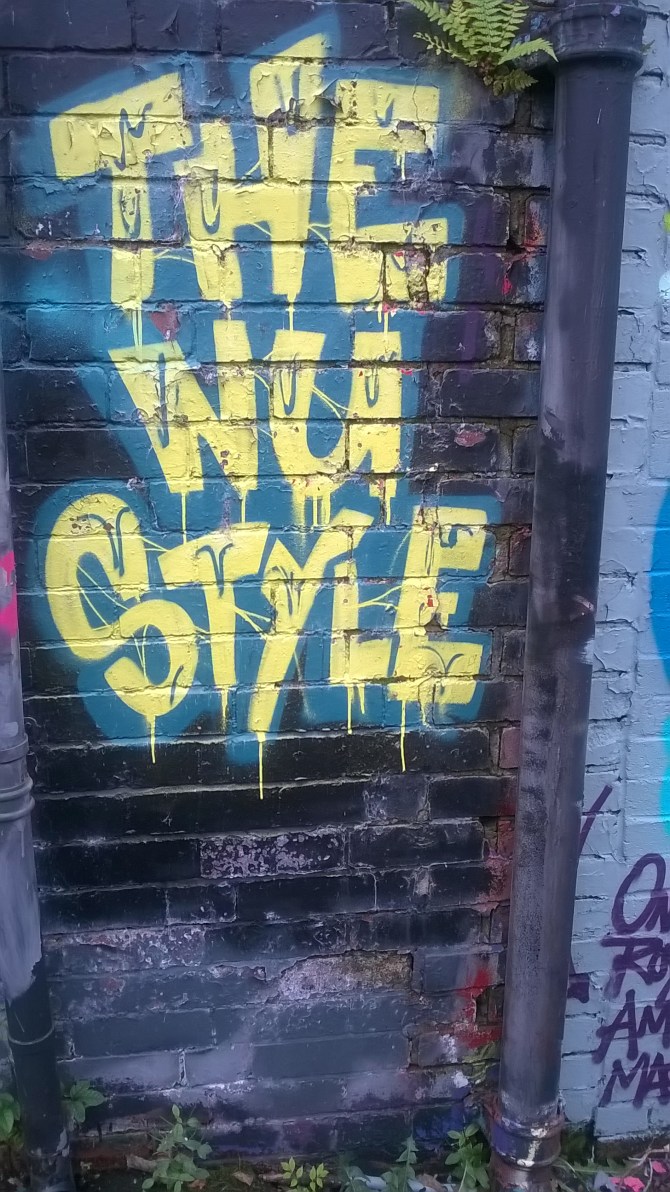 wp_20160919_12_00_54_pro