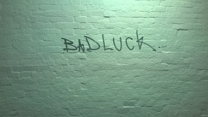 wp_20160928_19_05_34_pro