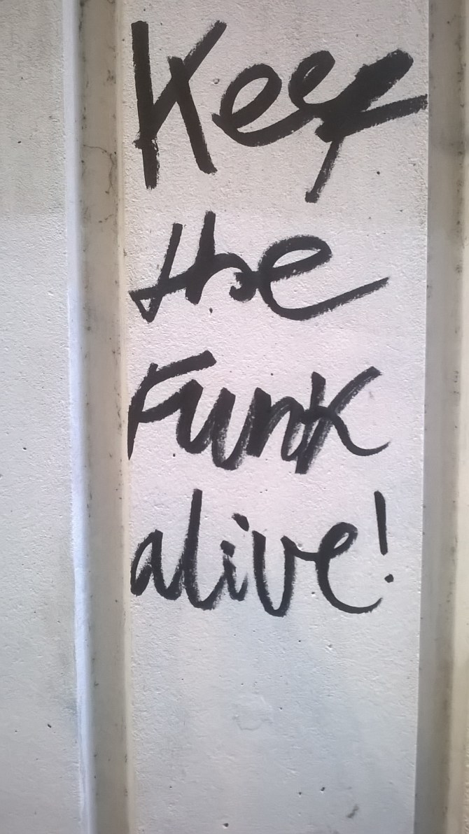 wp_20161008_15_44_21_pro