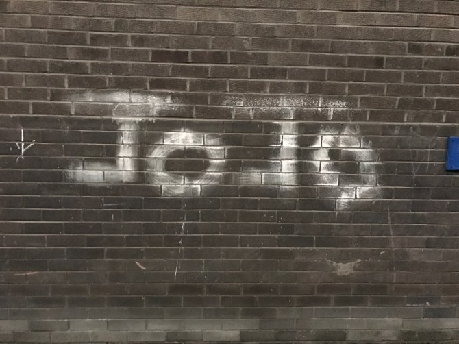 20161126_161333374_ios