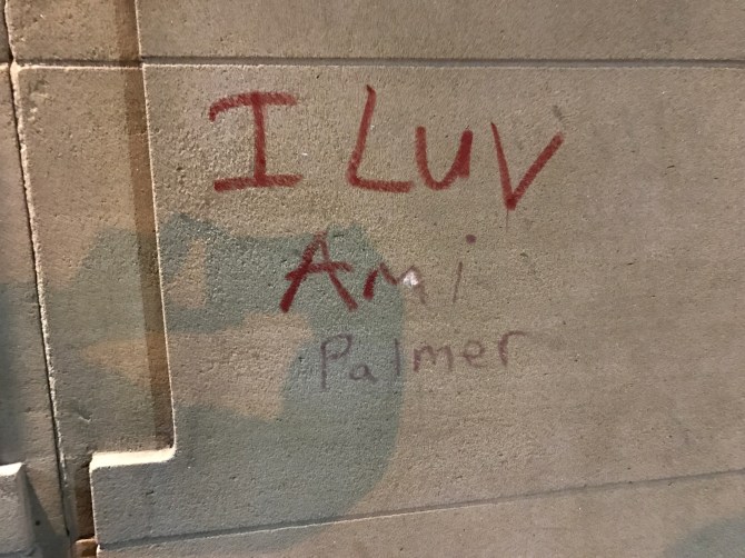 20170128_222426414_ios