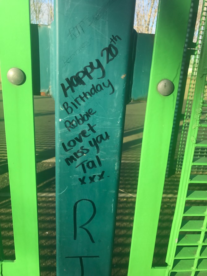 20170129_125329320_ios