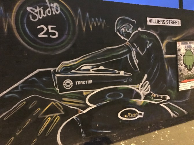 20170305_183009218_iOS