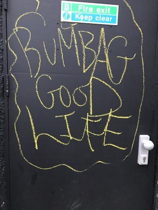 20170314_180647512_iOS