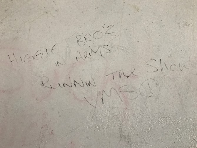 96485F58-B187-4DE4-8166-DE1622D77876