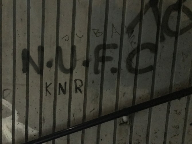 20170408_215221570_iOS