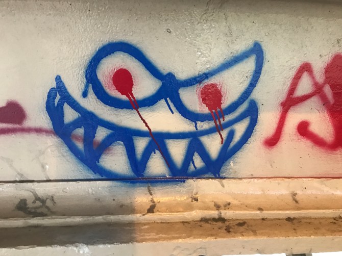 20170417_174132051_iOS