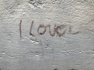 20170427_190946176_iOS