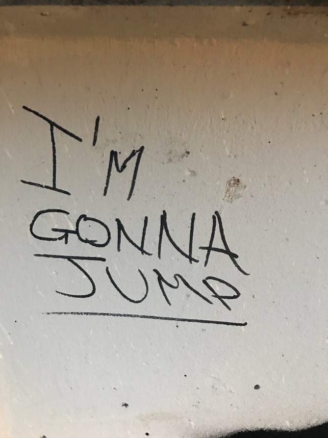 20170503_200442471_iOS