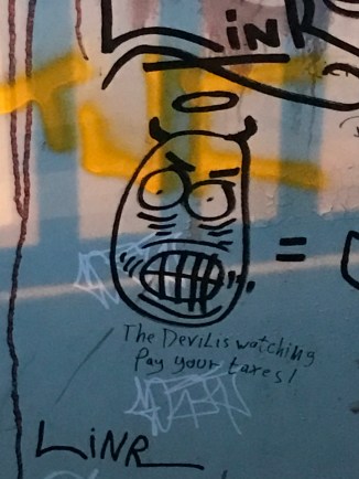 20170503_200859705_iOS