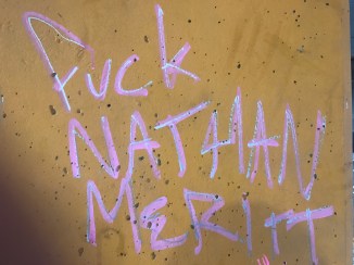 20170609_195343036_iOS