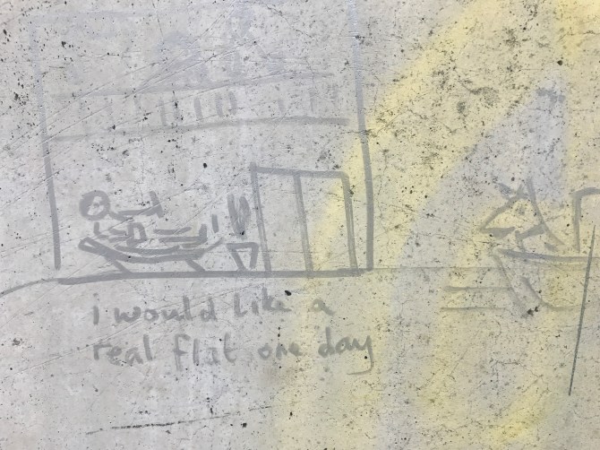 20170816_124119026_iOS