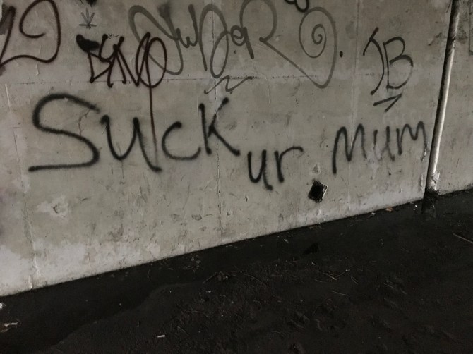 20180410_095234655_iOS