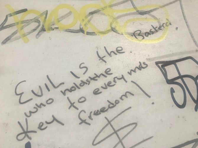 20180426_163819118_iOS