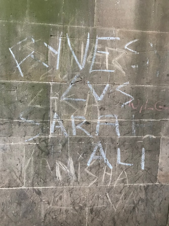 20180907_171946664_iOS