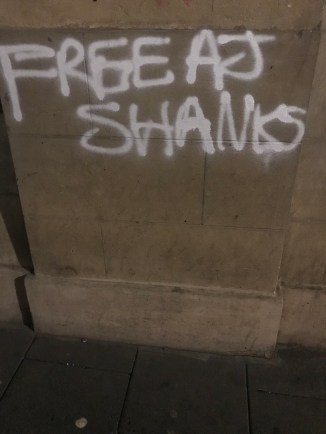 20180929_230754363_iOS