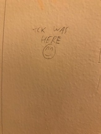 20190112_223305862_ios