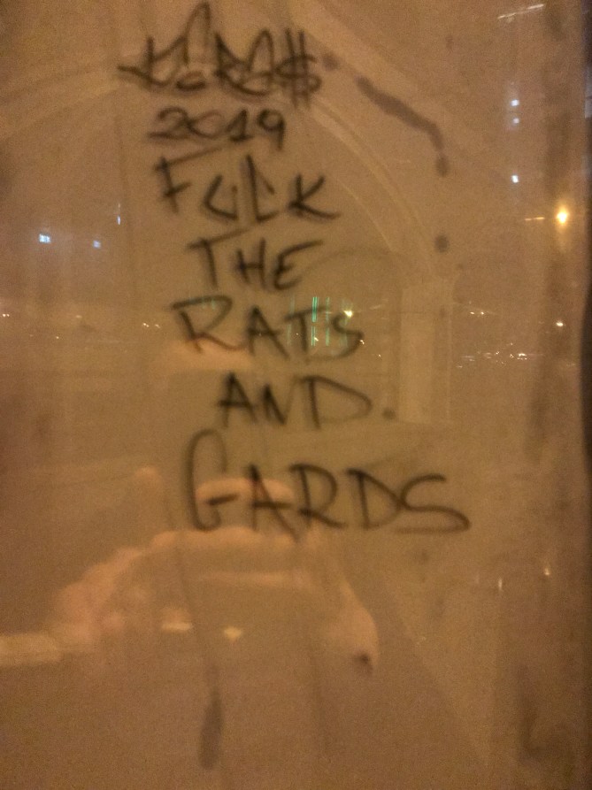 20190224_223648768_iOS