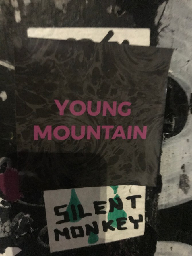 20190304_200404710_iOS