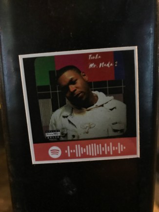 20190307_194500952_iOS