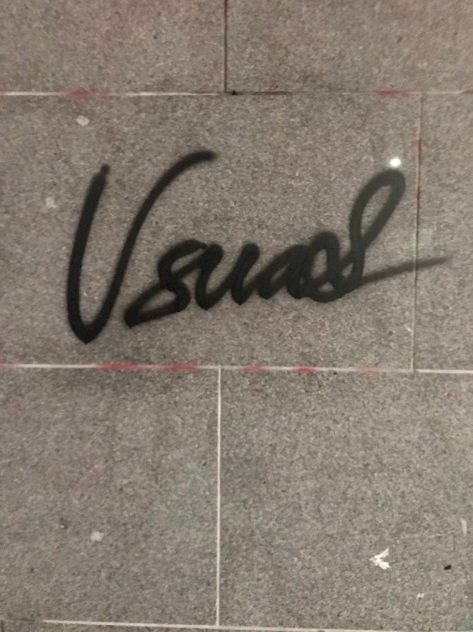 20190312_202156579_iOS