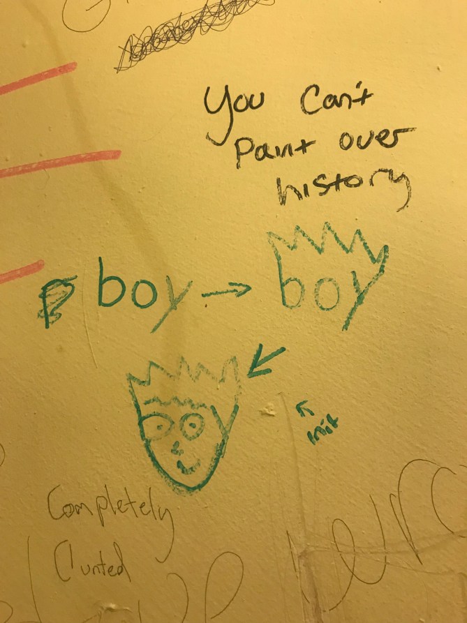 20190404_190003724_iOS