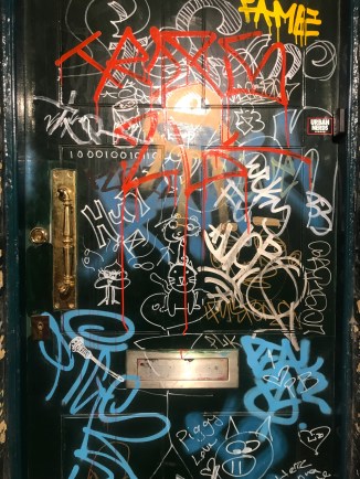 20190410_194010570_iOS