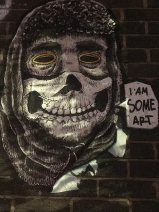 20190410_194818745_iOS