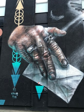 20190411_183331086_iOS