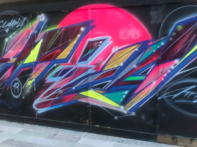 20190411_184104112_iOS