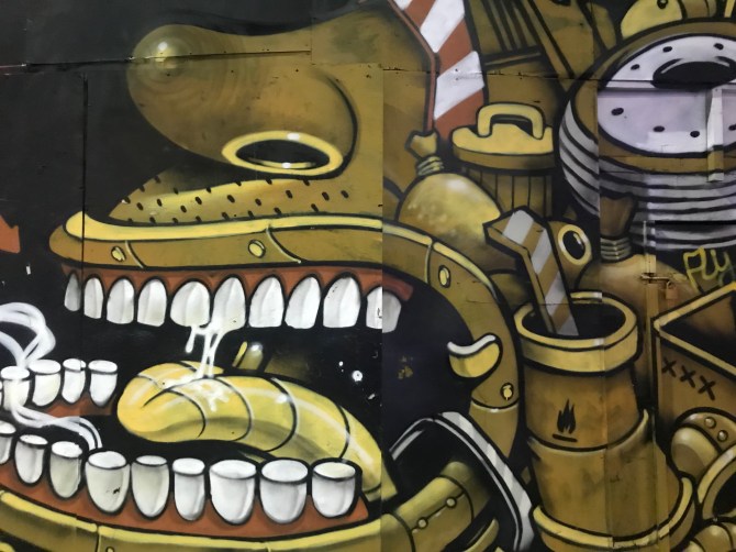 20190411_195537840_iOS